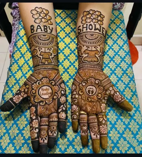 stylish circle back hand mehndi design