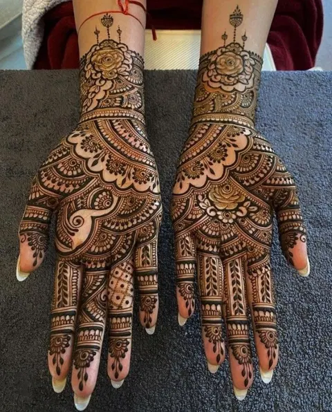 bridal circle front hand mehndi design