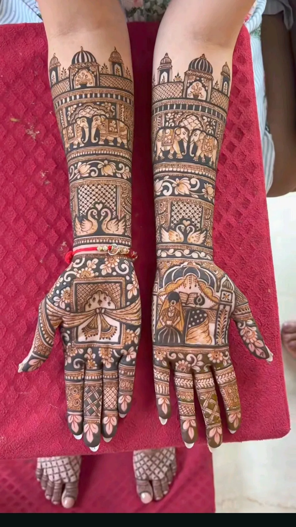 Bridal Indian Back Hand Mehndi Design with Figures for Engagement (2)