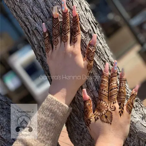 finger mehndi design