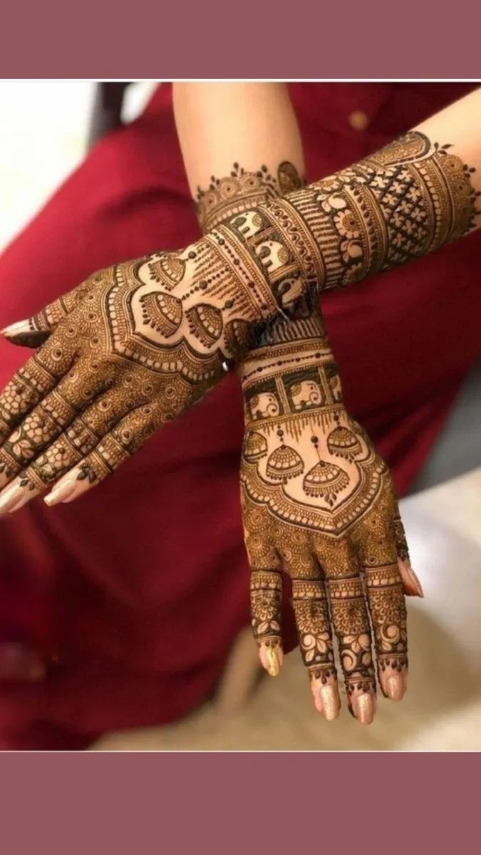 Bridal Indian Back Hand Mehndi Design with Figures for Karwa Chauth (4)