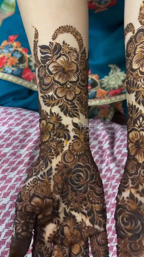 bridal dubai flower foot mehndi design