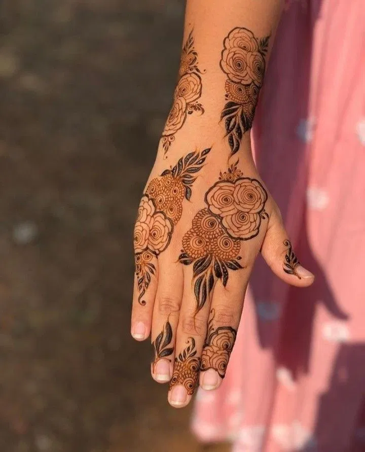 Arabic Simple Arm Mehndi Design with Gol Tikki and Flowers