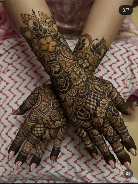 bridal dubai circle back hand mehndi design