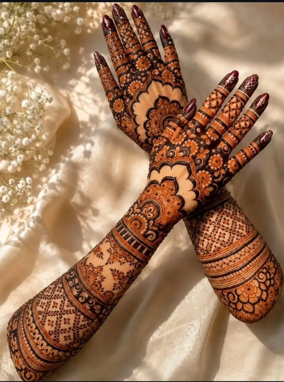 Bridal Indian Front Hand Mehndi Design with Gol Tikki, Figures and Flowers (2)