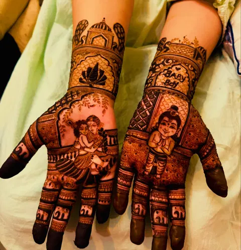 bridal deity front hand mehndi design