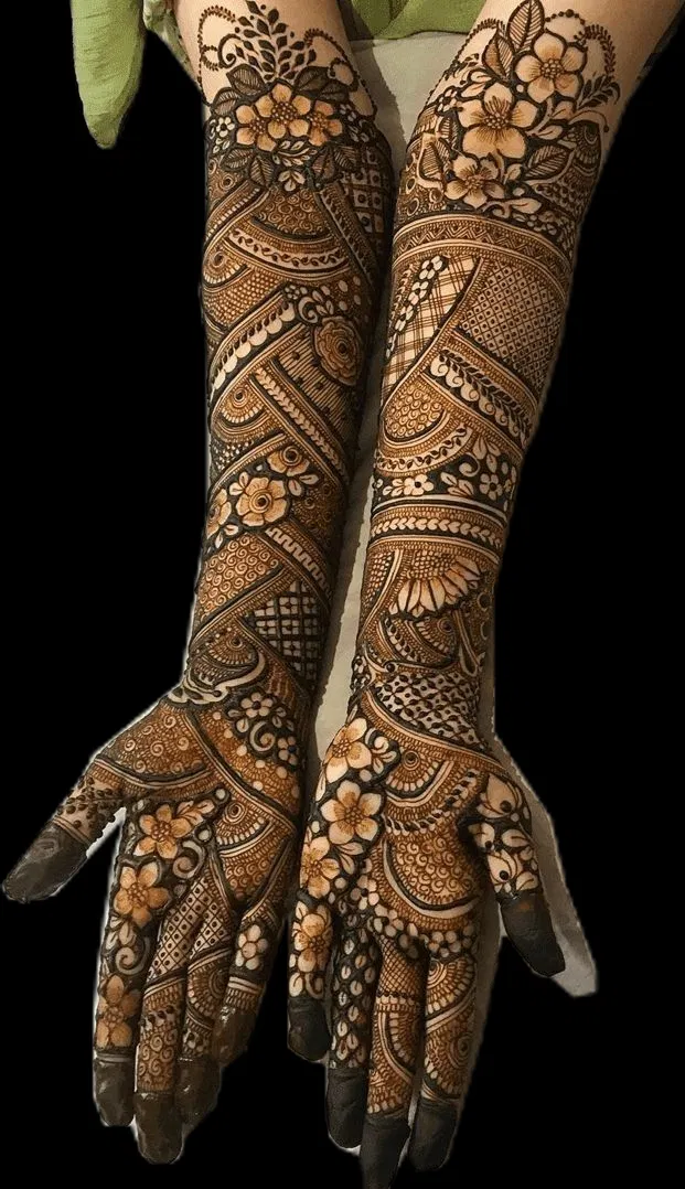 Aesthetic Bridal Arm Mehndi Design with Peacock