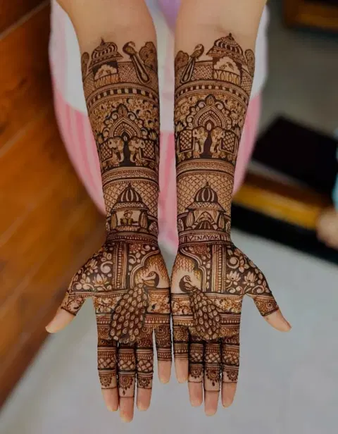 aesthetic bridal figure full hand mehndi design