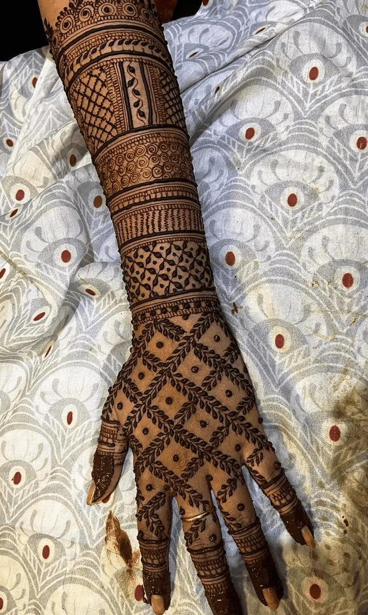 Bridal Arm Mehndi Design with Flowers