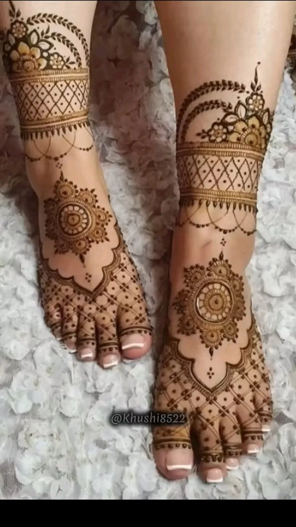 Bridal Foot Mehndi Design (7)