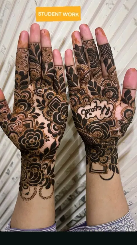 arabic stylish heart front hand mehndi design
