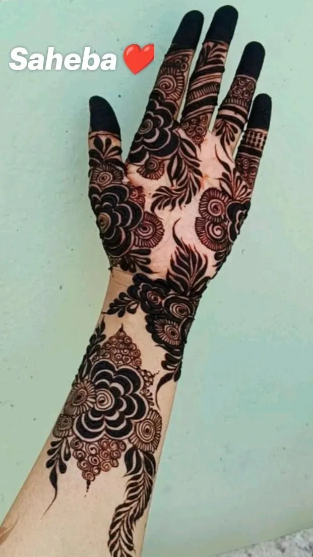 Arabic Dubai Back Hand Mehndi Design (9)