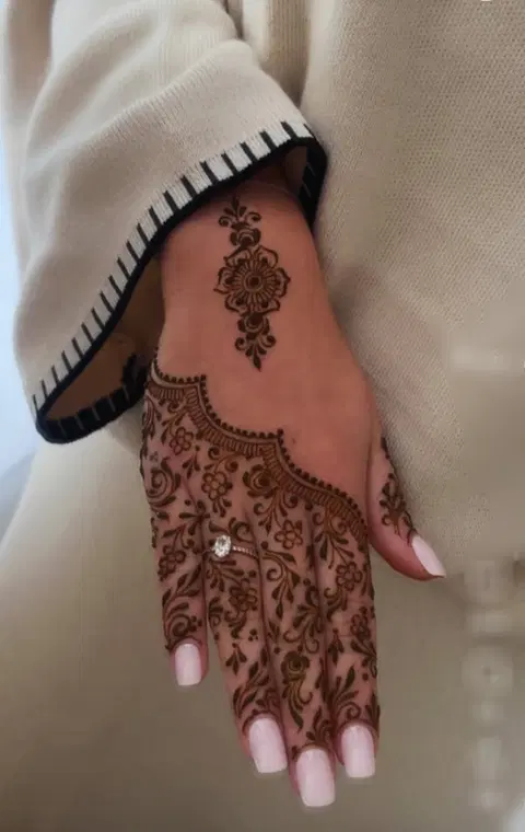 bridal moroccan back hand mehndi design