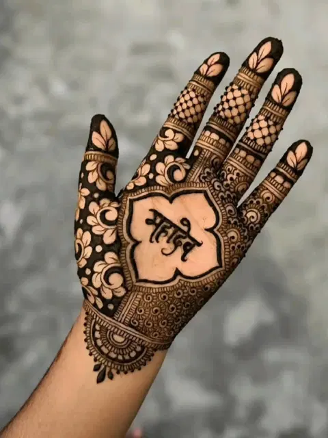 aesthetic front hand mehndi design