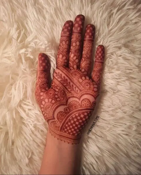 bridal royal front hand mehndi design