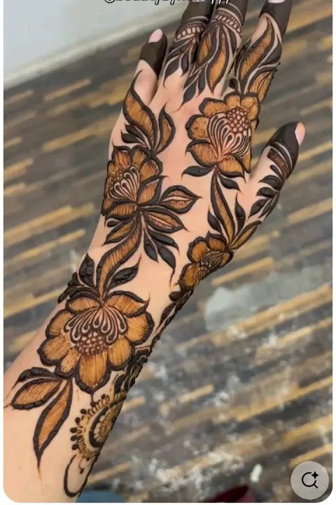 aesthetic arabic flower back hand mehndi design