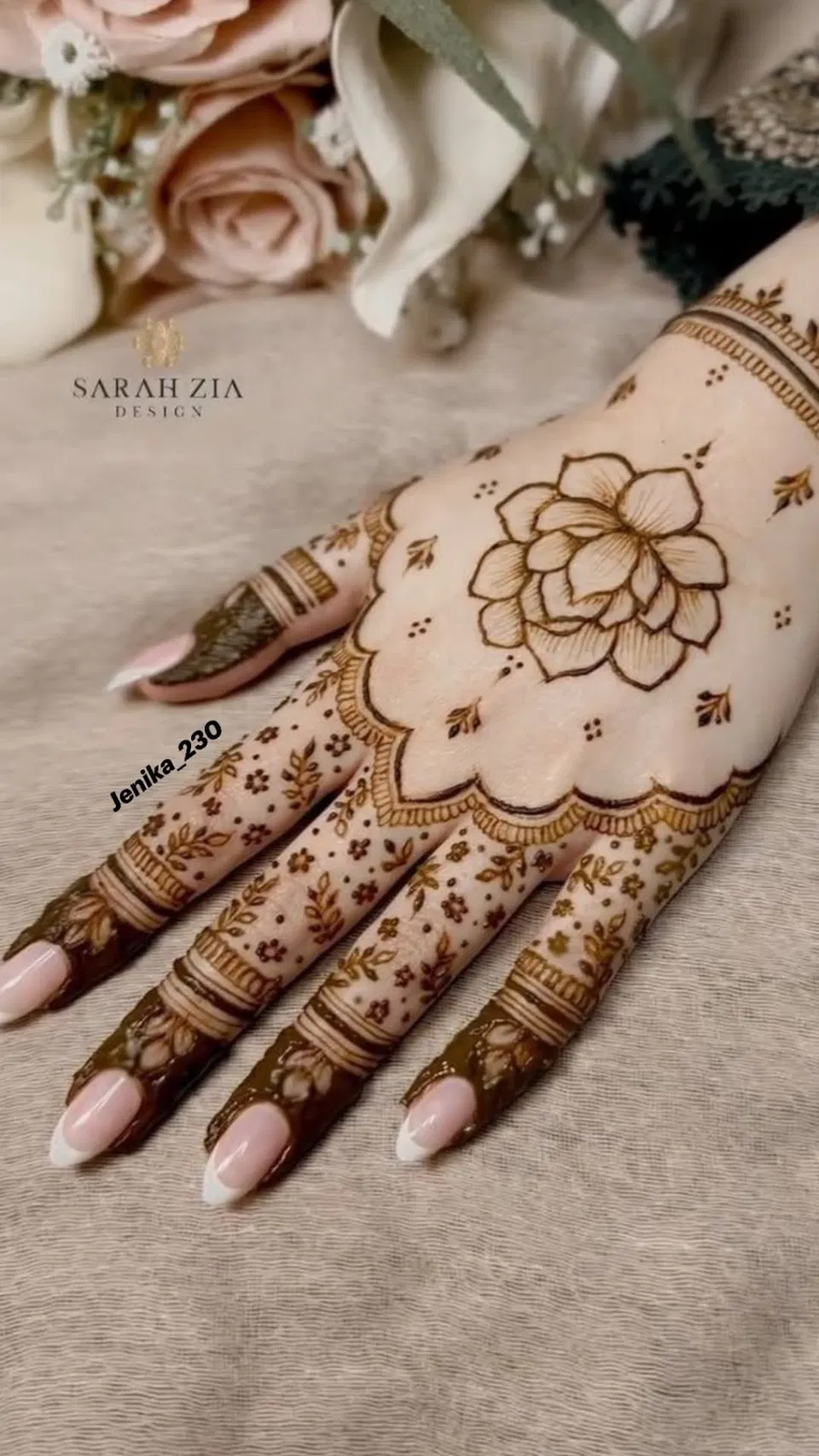 Aesthetic Stylish Back Hand Mehndi Design with Gol Tikki and Deity
