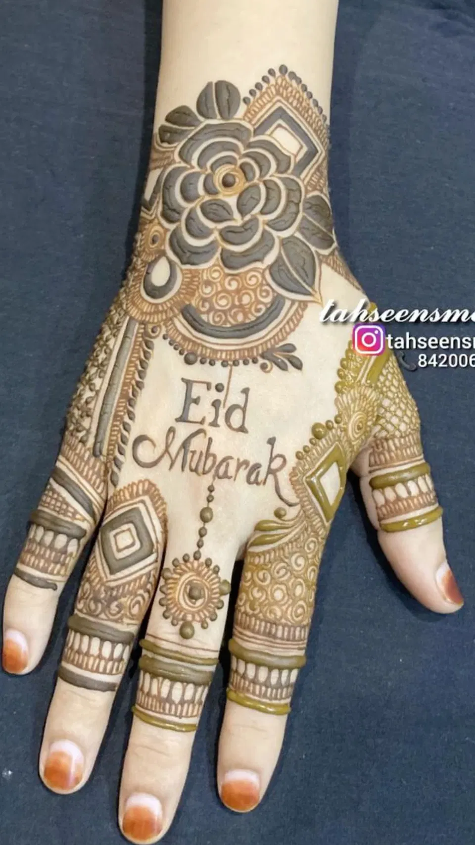 Bridal Stylish Full Hand Mehndi Design with Gol Tikki and Moon