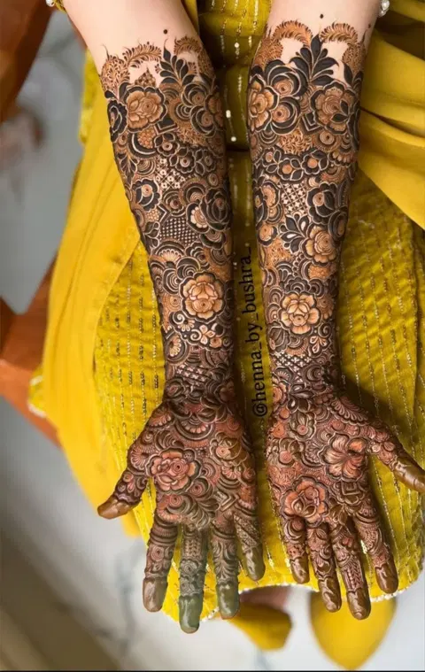 bridal dubai circle front hand mehndi design