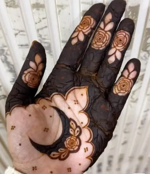 arabic indian moon back hand mehndi design
