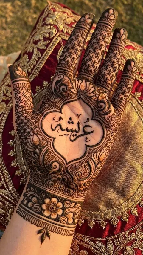 simple circle wrist mehndi design