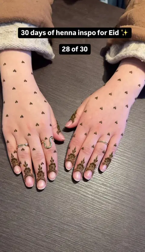 simple heart back hand mehndi design