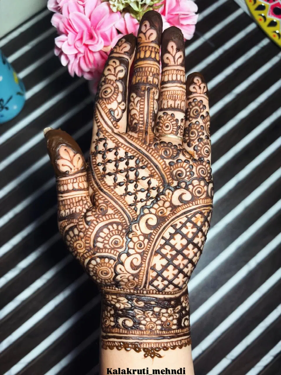 Heavy Mehndi Design
