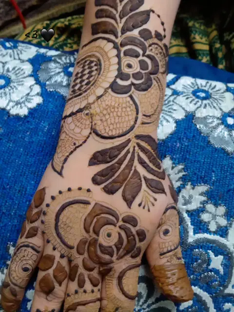 full hand mehndi design