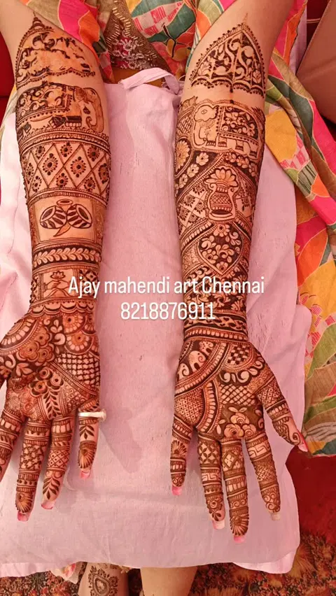 bridal figure back hand mehndi design