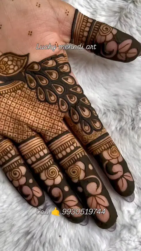 peacock mehndi design