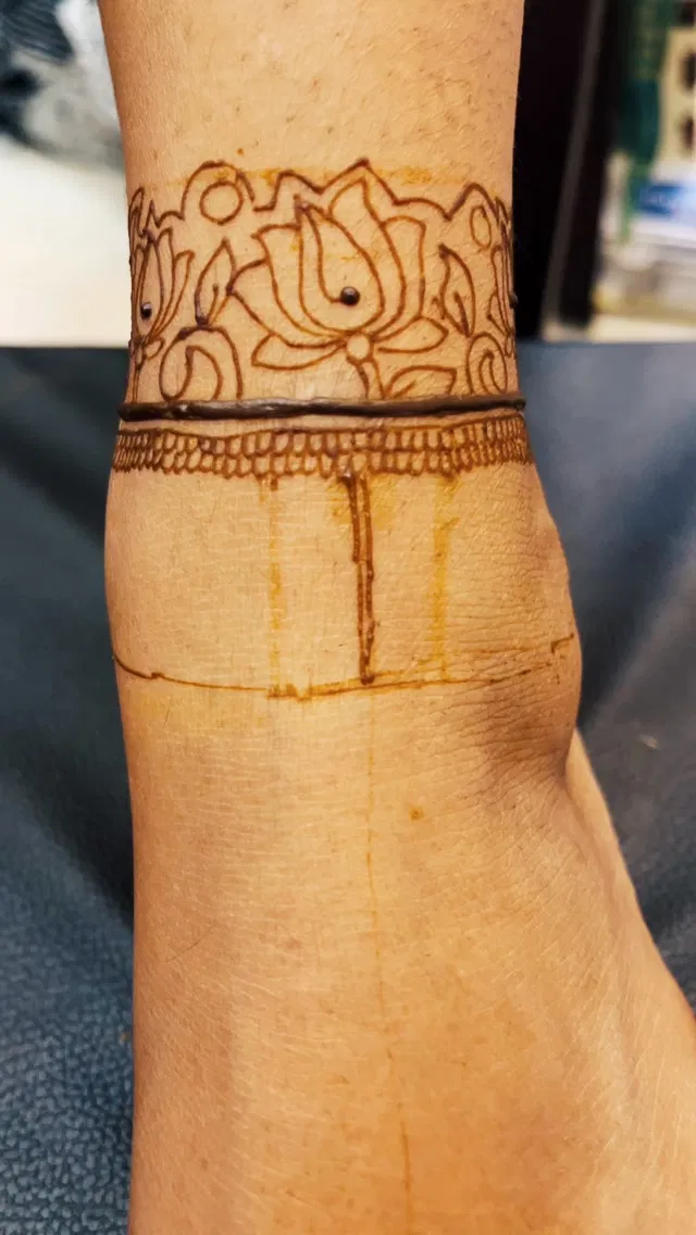 Foot Mehndi Design