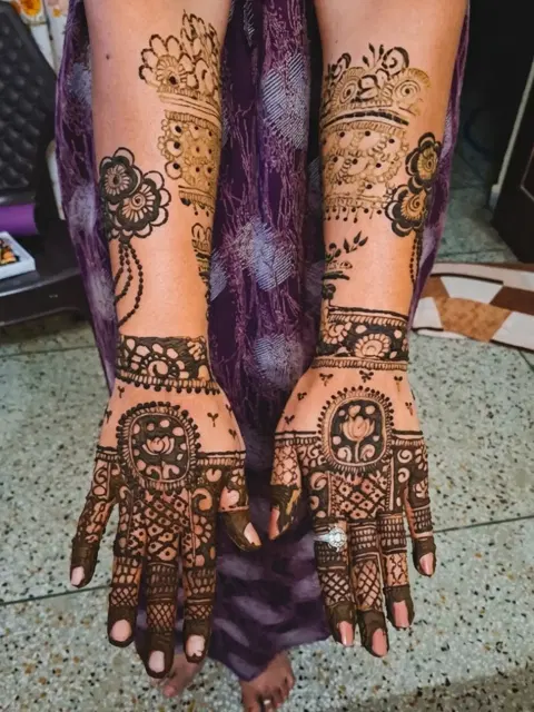 jaal full hand mehndi design