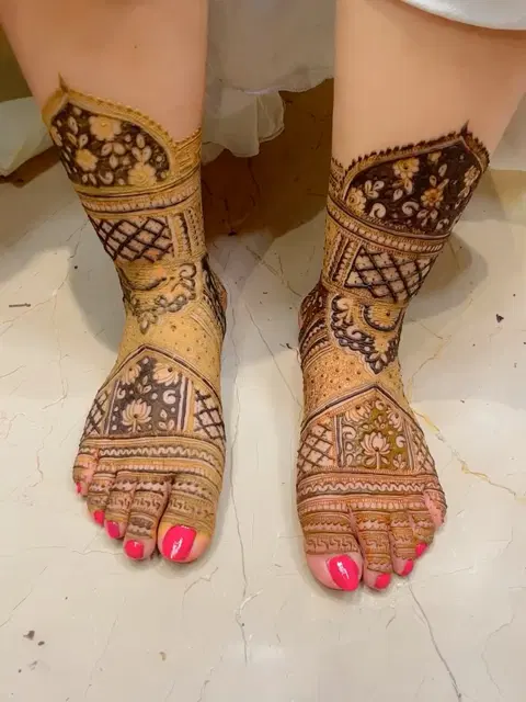 bridal jaal foot mehndi design