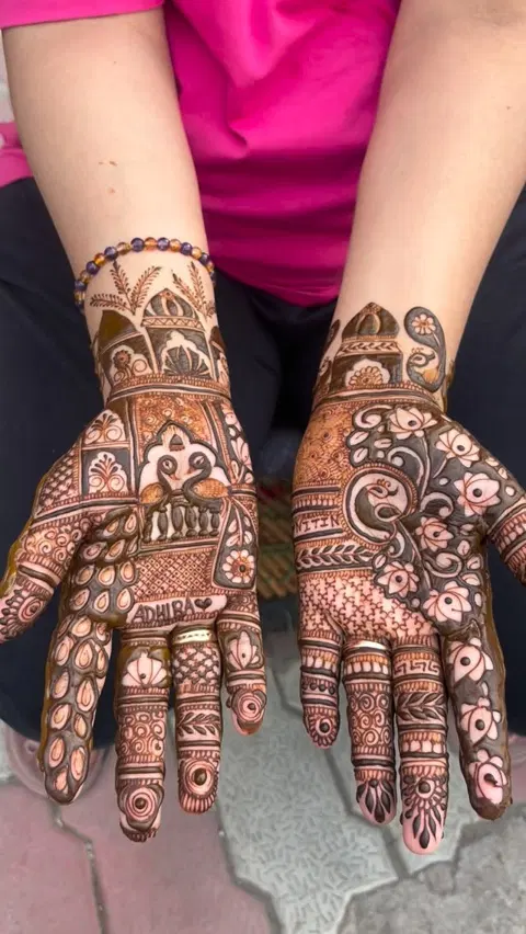 figure mehndi design
