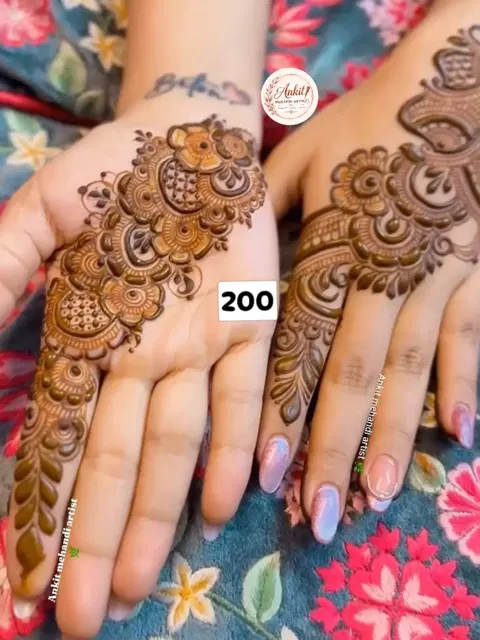 simple flower mehndi design