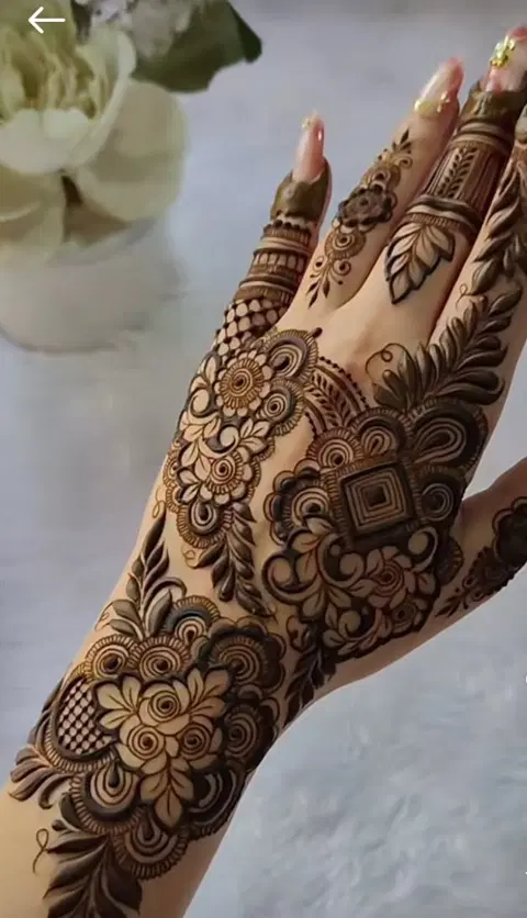 arabic bridal circle back hand mehndi design