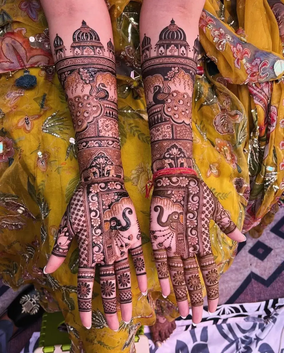Bridal Full Hand Mehndi Design with Figures and Peacock (7)