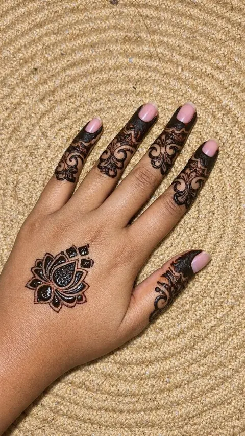 simple lotus finger mehndi design