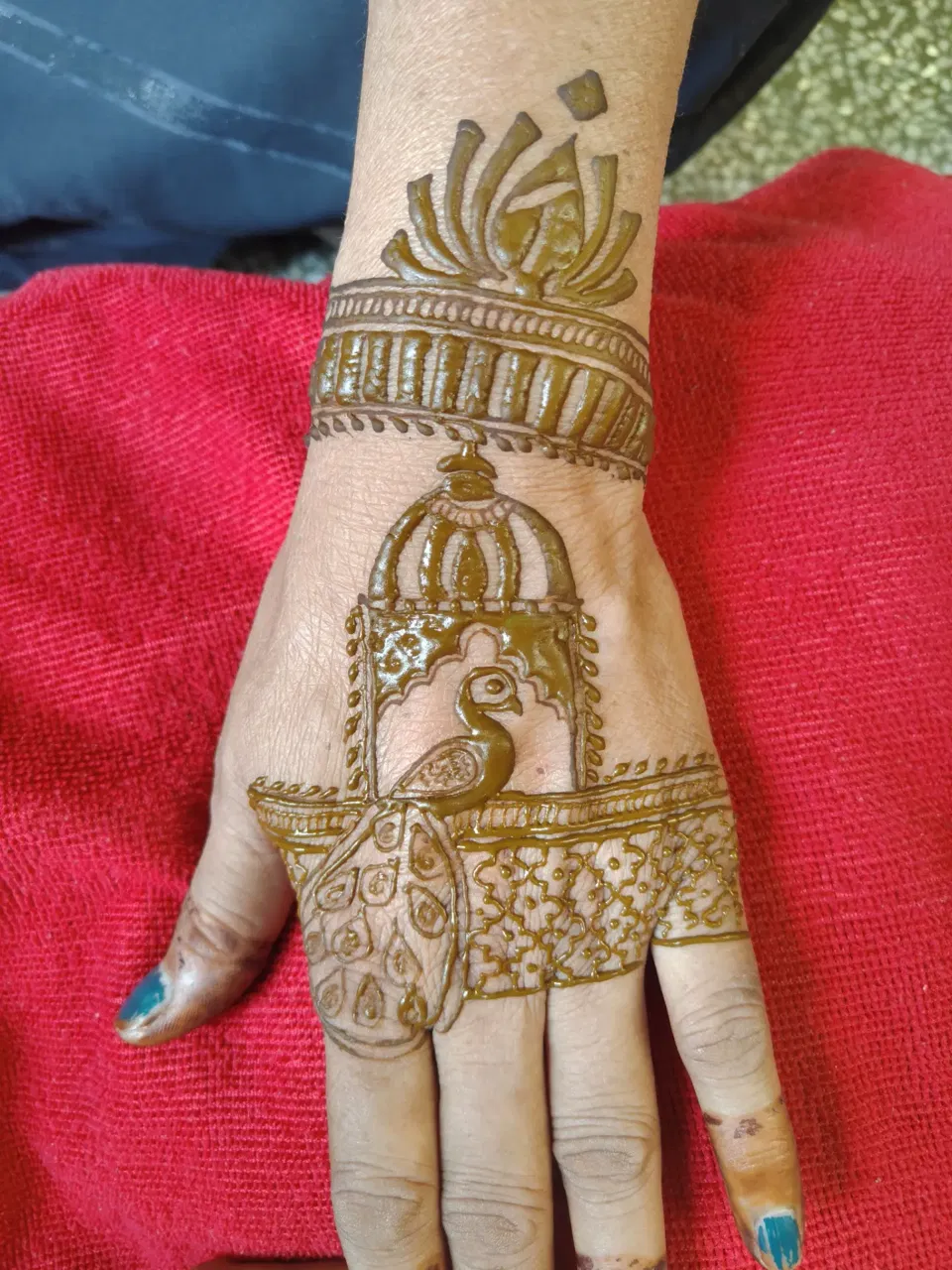 Back Hand Mehndi Design with Peacock (3)