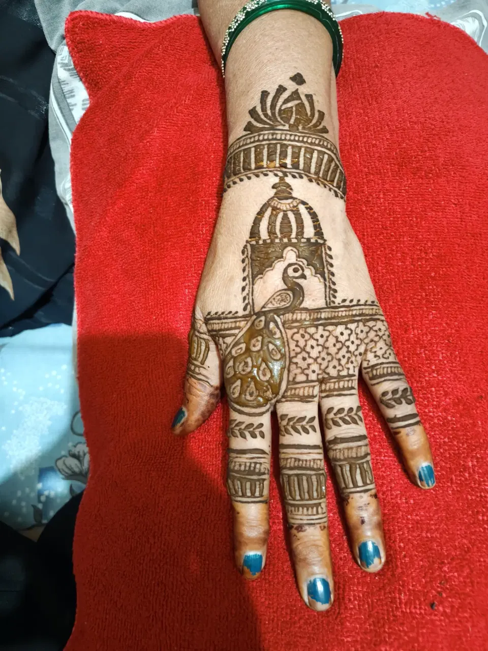 Full Hand Mehndi Design (2)