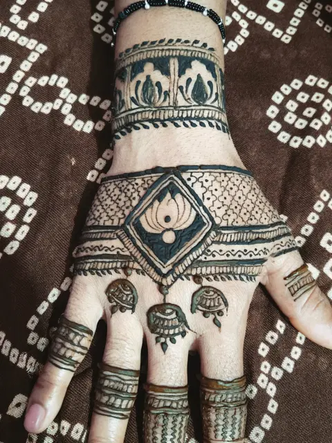 mehndi design