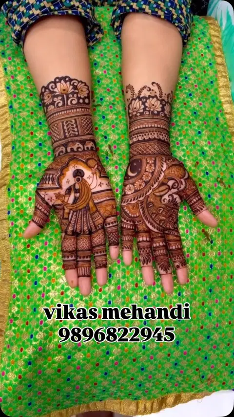 figure front hand mehndi design
