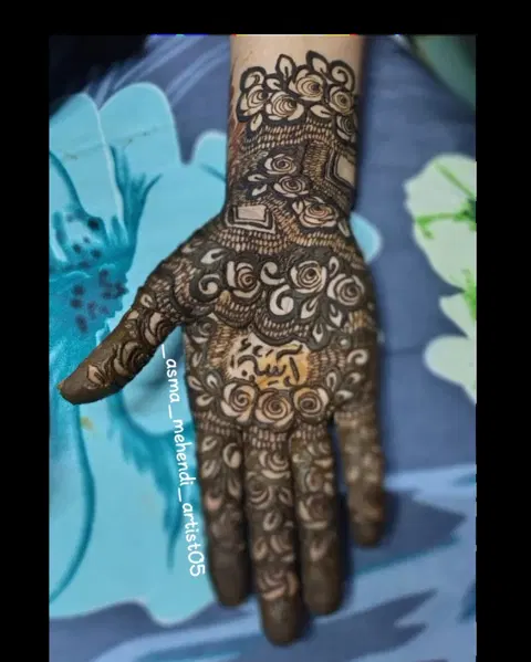 mehndi design