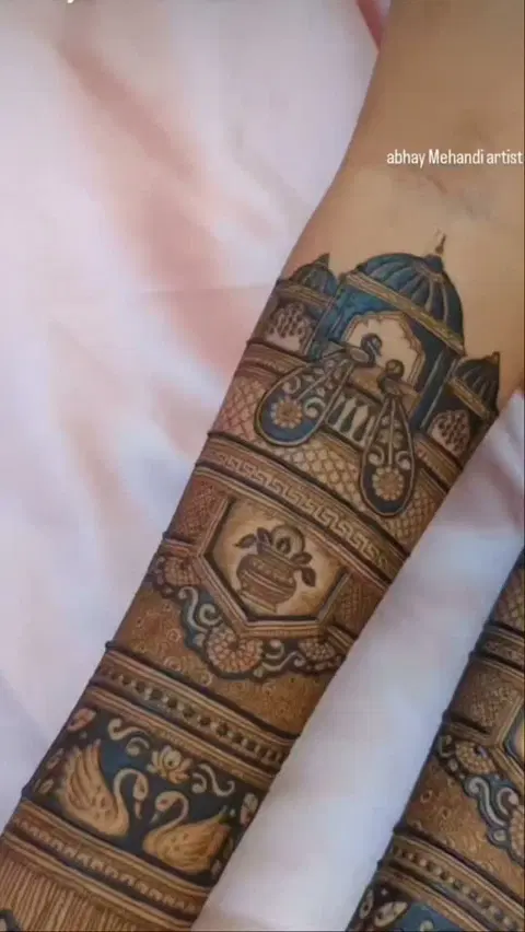 full hand mehndi design