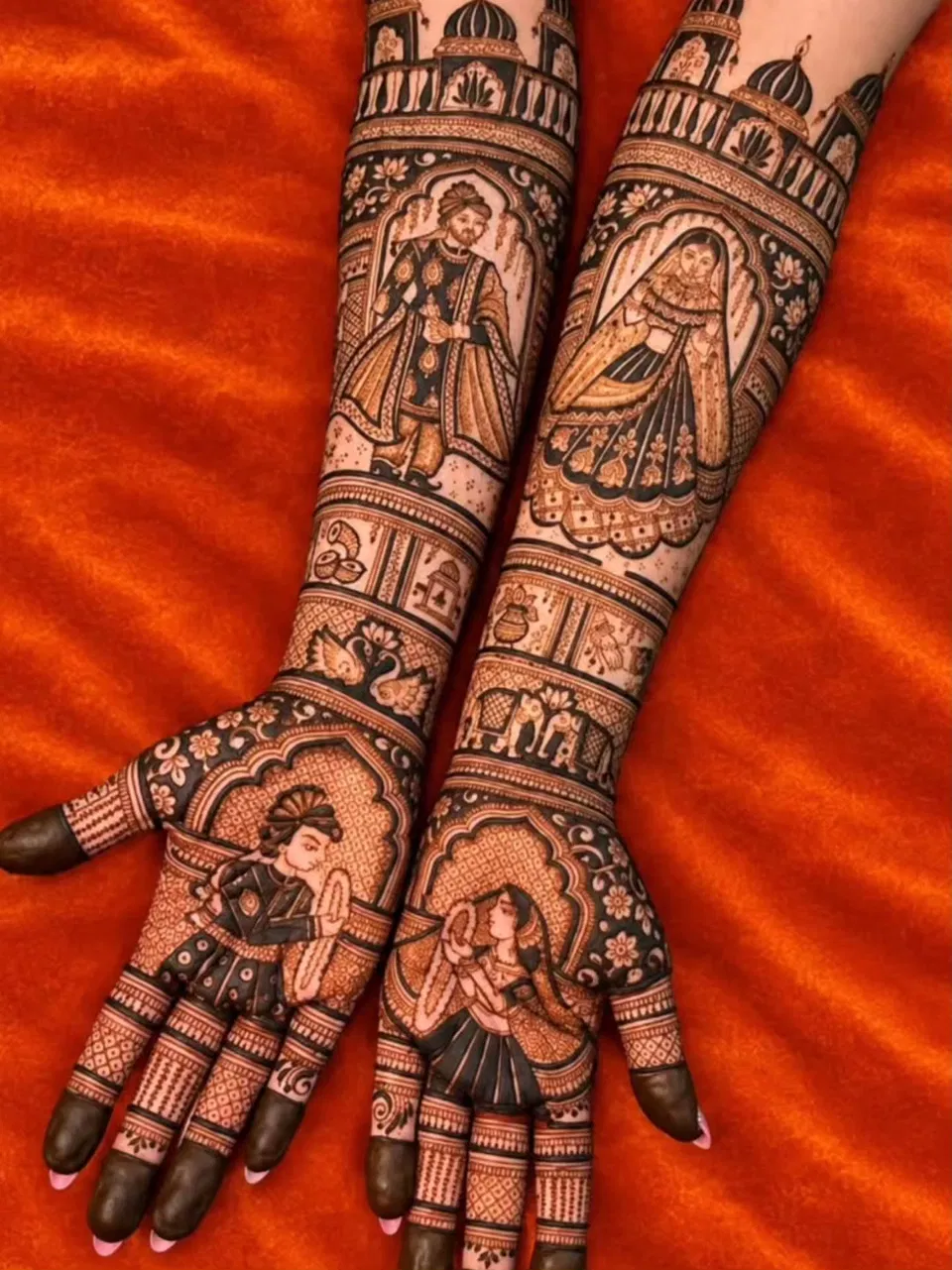 Full Hand Mehndi Design with Figures (3)