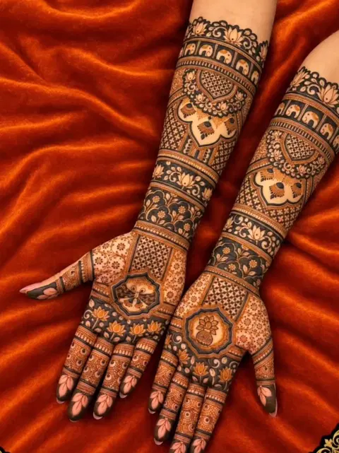 front hand mehndi design