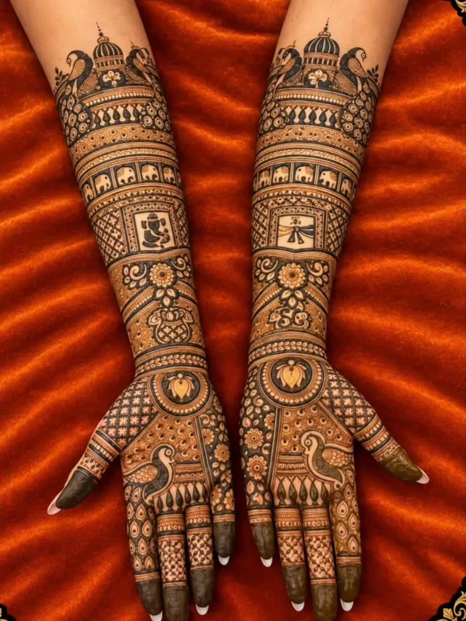 Full Hand Mehndi Design with Figures (7)