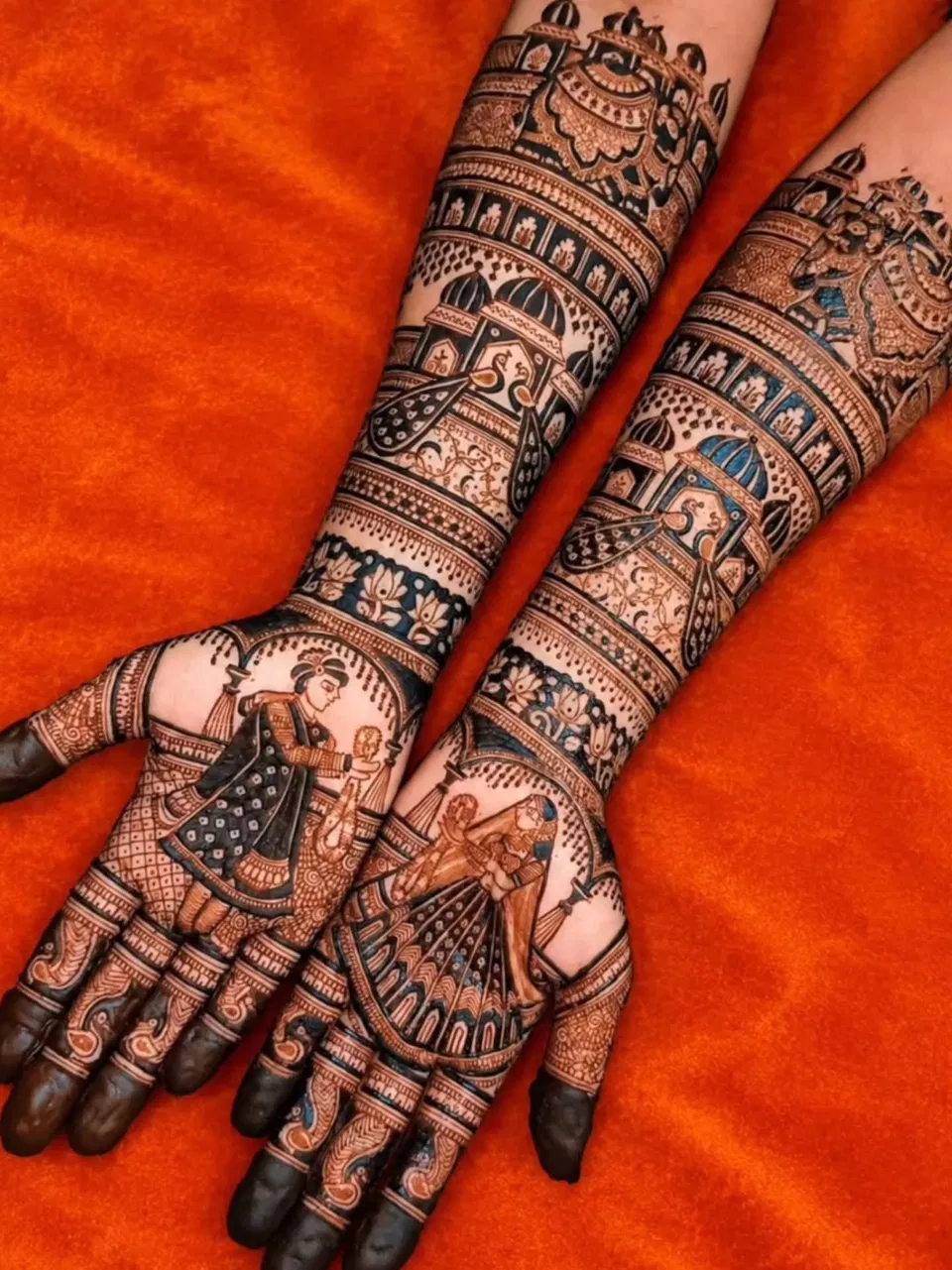 Bridal Front Hand Mehndi Design with Figures