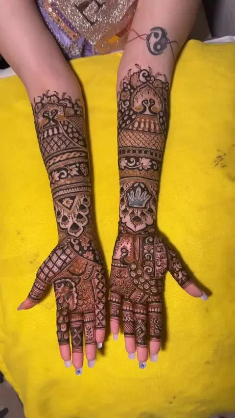 indian figure front hand mehndi design