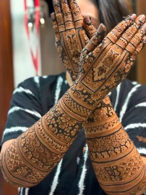 arabic indian back hand mehndi design